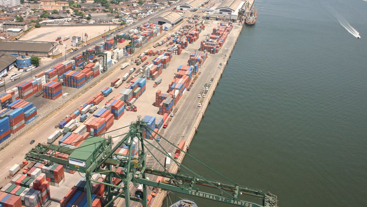 Porto de Santos bate recorde de movimentação no 1º bimestre